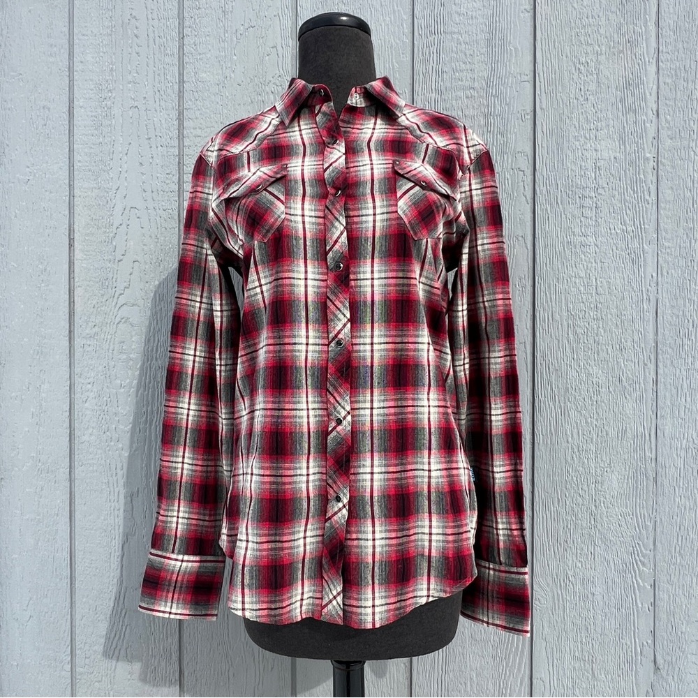 Kuhl Pearl Snap Long Sleeve Button Down Shirt in Red Plaid, M